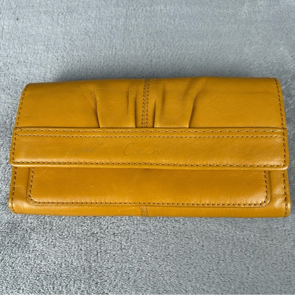 Coach Soho Pleated Folding Wallet Mustard Yellow Tan Ochre Multiple Card Slots - Picture 1 of 16